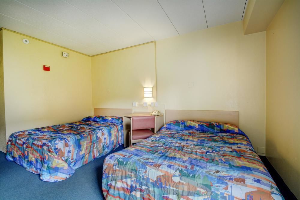 Motel 6-Warwick, Ri - Providence Airport - I-95 Bagian luar foto